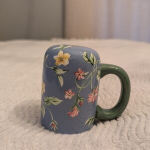 Waverly Heirloom Collection Mug with Green Handle